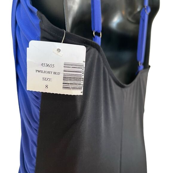 Magicsuit Solid Lisa One Piece - Picture 9 of 14